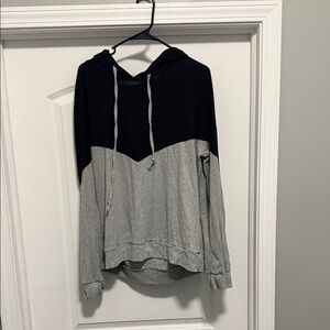 Source Unknown Black and Gray V-Block Hooded Pullover